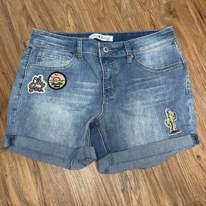 Love Indigo Denim Shorts With Patches